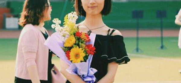 成都七中陈嘉仪同学 高考文科成绩为663分